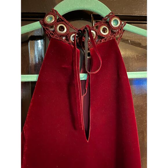 Studded Merlot Red Velvet Halter Babydoll Top - EUC - Size S - Picture 9 of 11